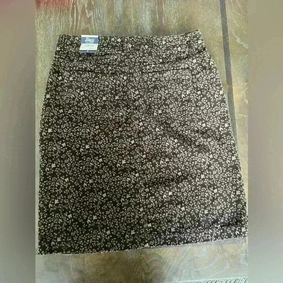 G.H Bass Corduroy skirt size 4 - Picture 4 of 6